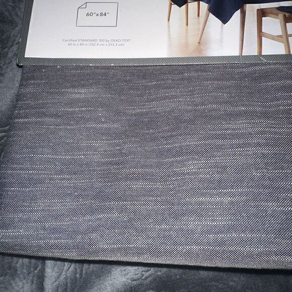 Threshold Chambray Cotton Tablecloth Oblong 60”x84”. NWT - Picture 2 of 4